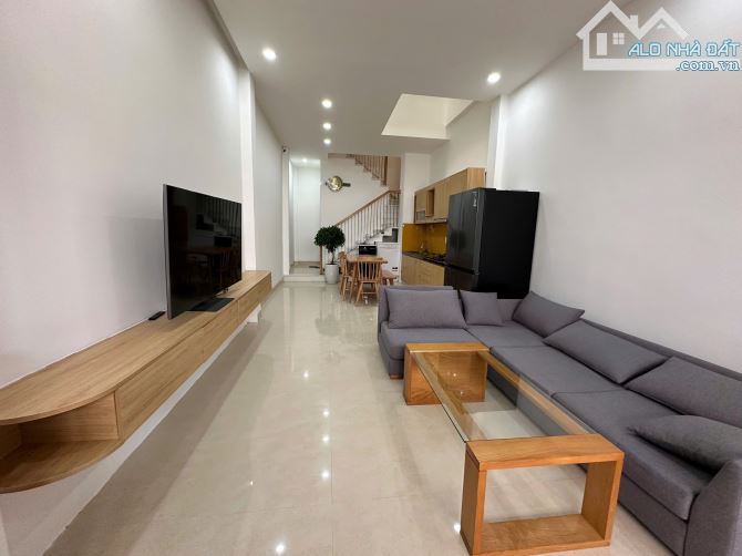 👉Nhà đẹp ngay trung tâm. Kiệt trước nhà 3m5 OTO đỗ 24/24. - 1