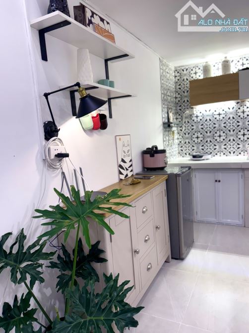 Cho Thuê Nhà Riêng Hoàng Quốc Việt Cầu Giấy 35m2 Gác Xép Full Nội Thất, Gần Chợ Lớn - 1