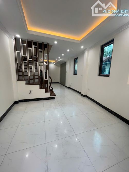 Bán nhà Cựu Quán Đức Thượng ô tô 35m 4 tầng lô góc mặt 10m - 1