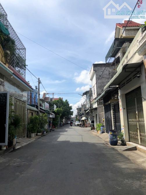 dãy nhà trọ rẻ 103,7m2 3Ty7 TL Thu Nhập 8tr/thg gần vincom dĩ an 2,5km p.Tân Đông Hiệp - 1