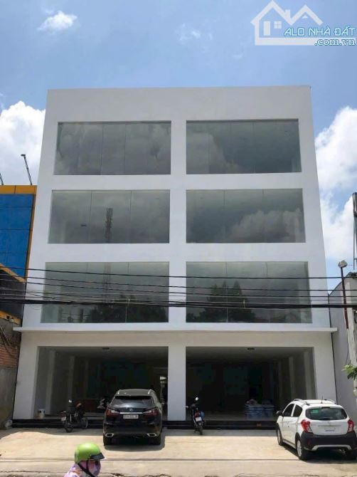 Bán tòa nhà 4 tầng mặt tiền đường Phạm Văn Thuận, TP. Biên Hòa - 1
