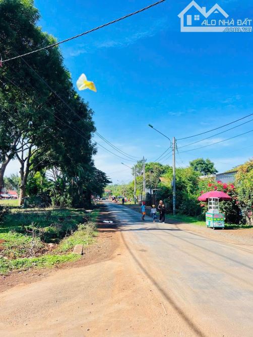 ĐẤT EATU MẶT TIỀN ĐƯỜNG D2 HẺM CẤP 1 VÀNH ĐAI 14/26 - Loctran - 1