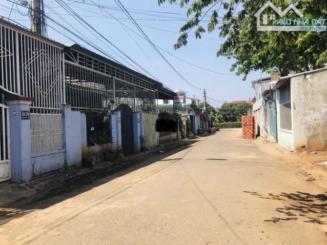 ĐẤT HẺM 18 TRỊNH VĂN CẤN - PHƯỜNG TÂN AN - 1