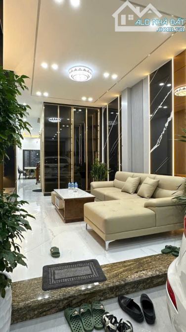 HIẾM CHƯA TỪNG CÓ- PHÂN LÔ- GARA Ô TÔ-HAI BÀ TRƯNG - NỞ HẬU - 2 THOÁNG-78m x5 T - 1