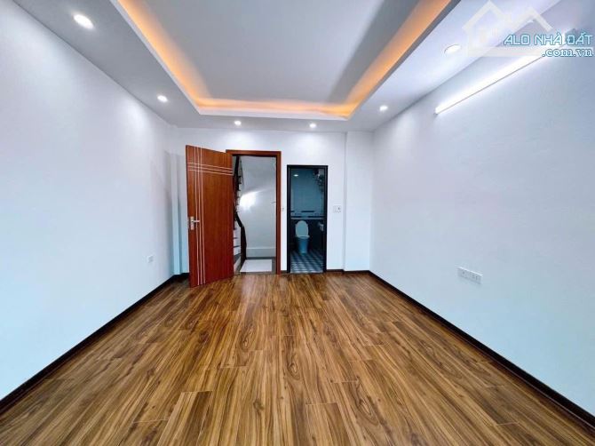 Bán Nhà Phúc Lợi, Long Biên 5T, 33m2, chỉ 4,75 tỷ (ngõ gần ô tô đỗ) - 1
