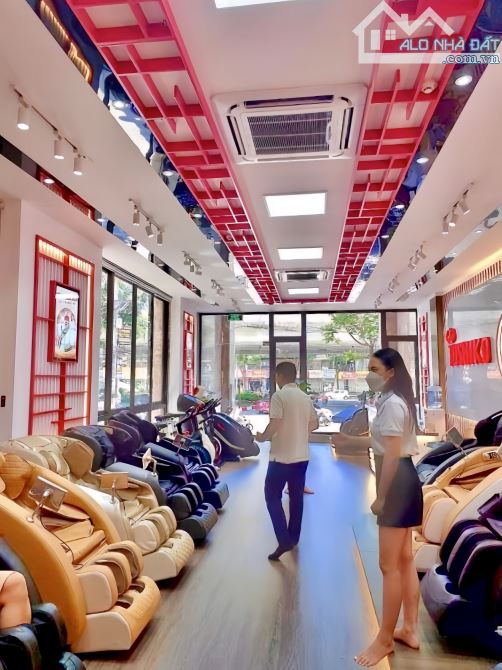 Building mặt phố Pháo Đài Láng, lô góc 3 thoáng, kinh doanh, thông sàn, 73m*7T thang máy - 1