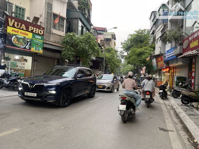 NHÀ MẶT PHỐ 2 THOÁNG 20 TỶ 55m 2 TẦNG MT 5m VỈA HÈ Ô TÔ TRÁNH KINH DOANH THUỴ KHUÊ TÂY HỒ - 1