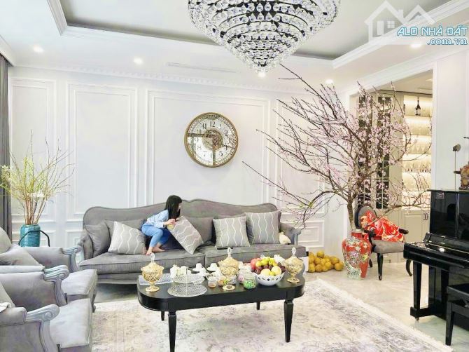 Vị trí đắc địa !Bán Biệt Thự Khai Sơn Hill 157,8m2 x 8m2 . Giá 56,5 Tỷ - 1