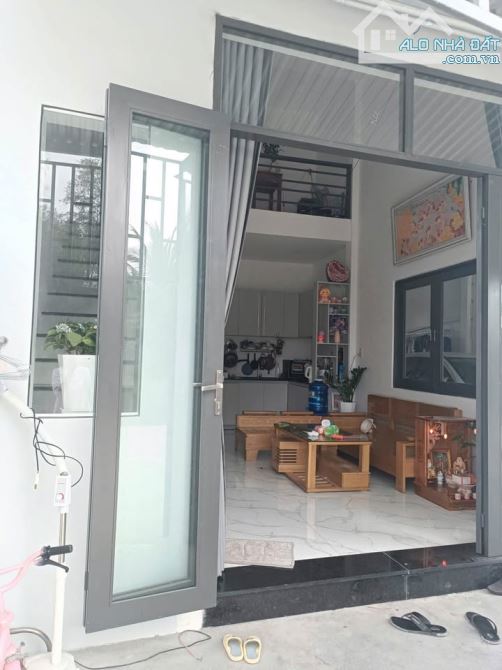 Bán gấp căn nhà 1 trệt 1 lửng, SHR, Nhuận Đức, Củ Chi, Giá 950 triệu. - 1