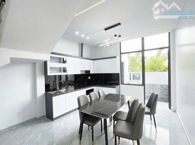 Nhà KDC Trung Thành, 1 trệt 1 lầu đã có sổ hồng riêng 108m2, 3PN 2WC - 1