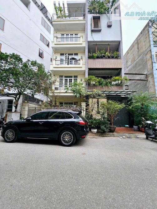 Bán Siêu Phẩm 5 Tầng Phân Lô Vỉa Hè Ôtô Tránh Phố Giảng Võ- Ba Đình. 71m2- MT:4,5m. - 1