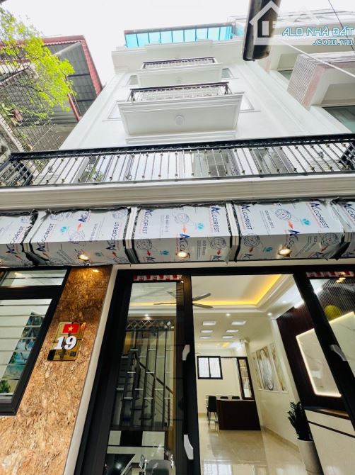 Gia đình cần bán gấp căn nhà mới đẹp tại phố Tam Trinh – thiết kế hiện đại,đủ công năng - 1