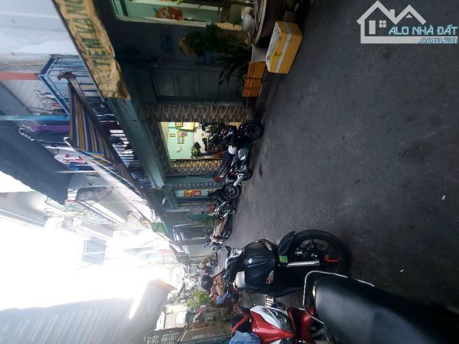 Dãy trọ hẻm thông 6 m Tân hưng Quận 7. Gần 200 m2 thổ cư, 12 tỷ. - 1