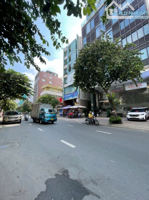 Nhà mặt tiền Nguyễn Đình chiểu P.5 Q.3 4 lầu giá chỉ 38 tỷ tl DTCN 131m2 - 1