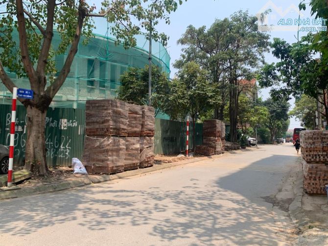 SIÊU PHẨM PHÂN LÔ VỈA HÈ 5M,ĐƯỜNG 15M- ĐTM SÀI ĐỒNG- 175M2,MT 8,5M- 42 TỶ. - 1