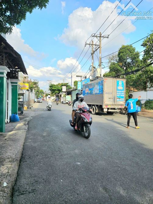 Nhà mặt tiền Đông Hưng Thuận Kinh Doanh- Giáp Nguyễn Văn Quá 40m2 hơn 4 tỷ - 1