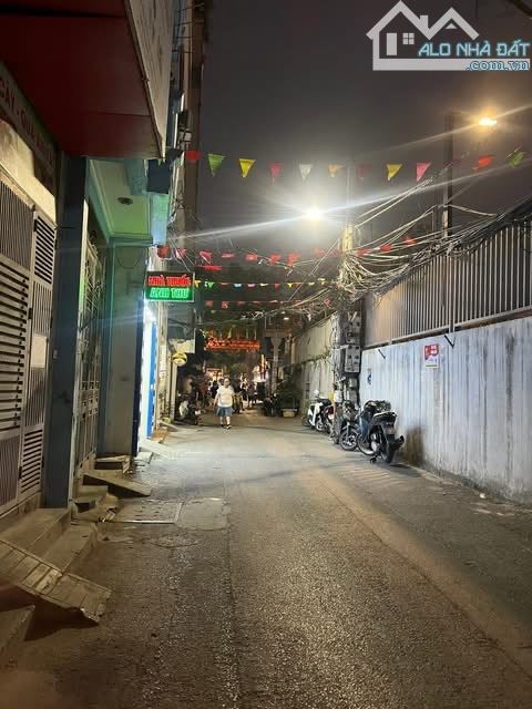 Bán nhà phân lô phố Cầu Giấy - Ô Tô - Dòng Tiền - 60m2 18 Tỷ - 1