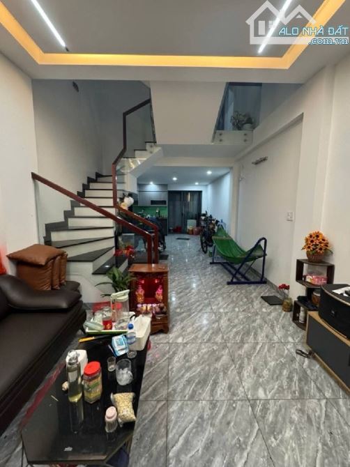 Bán nhà Hồ Học Lãm 60m2 3 tầng đẹp, xe hơi thông nhích 5 tỷ