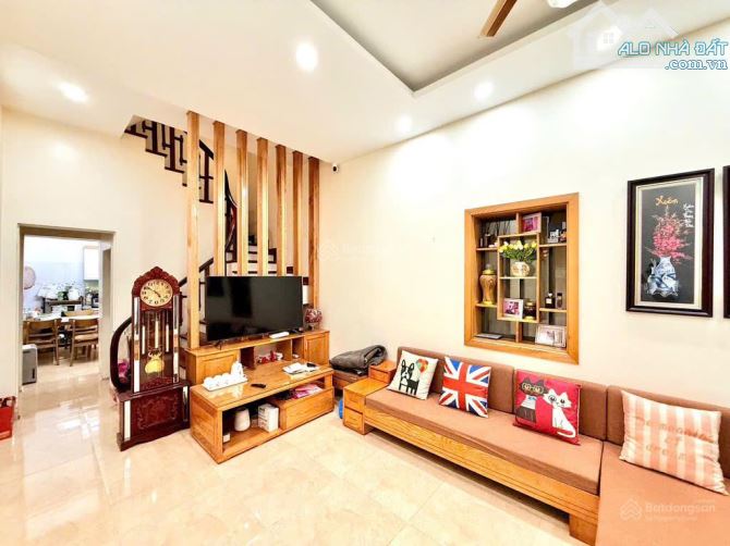 Bán nhà ở Đại Mỗ, Nam Từ Liêm,DT 75m2 * 4 tầng ôtô đỗ cửa 10m ra 3 ô tô tránh nhỉnh 11 tỷ - 1
