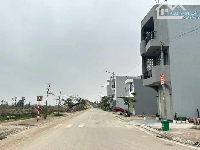 DUY NHẤT 2 LÔ 120m2 LIỀN KỀ NHAU TẠI LK17 đẹp nhất tđc GD2 Áp Tràn phường Dương Quan - 1