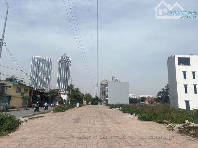 Lô đất mặt đường Bạch Thái Bưởi - Ngô quyền  Vị trí ngay sát ngã tư đường 15m Vỉa hè rộng - 1