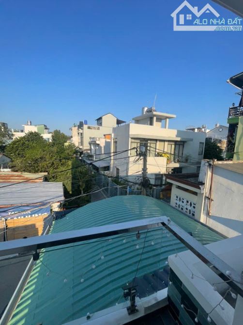 Bán nhà 3 tầng mới, Huỳnh Tấn Phát. 132m2 - Ngang 5m - xe hơi đậu trong nhà - Chỉ 7.x tỷ - 12