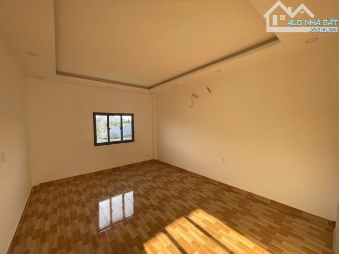 Bán nhà 3 tầng mới, Huỳnh Tấn Phát. 132m2 - Ngang 5m - xe hơi đậu trong nhà - Chỉ 7.x tỷ - 13