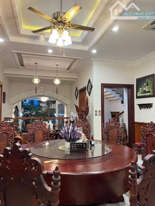 BIỆT THỰ ĐẲNG CẤP- NGANG BỀ THẾ 8M- FULL NỘI THẤT GỖ CAO CẤP NHẬP KHẨU - Đ. HUỲNH TẤN PHÁT - 15