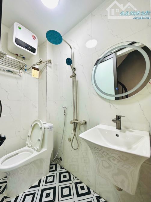 BÁN NHÀ ĐẸP  Hòa Bình 7, Hai Bà Trưng | 19m² x 4 tầng | Mặt tiền 3m | Giá chỉ 3.6 tỷ - 2