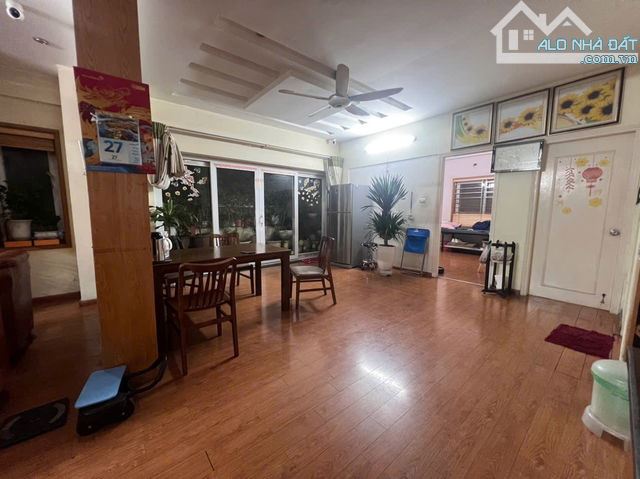 Bán căn hộ 8xx-CT1 chung cư Nàng Hương Nguyễn Trãi 140m2 Tầng 8. Giá: 7.5 tỷ Thanh Xuân Hà - 2