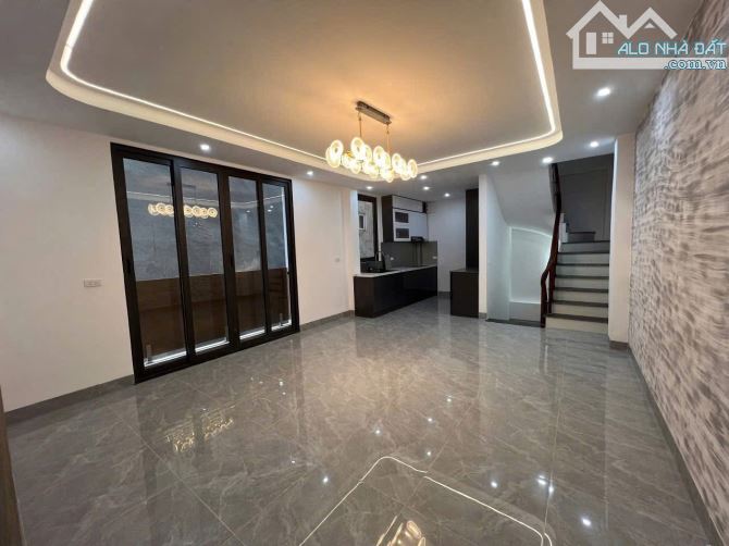 Bán Nhà Phố Yên Hoà-Lô Góc, Khu Vực Sầm Uất-Diện tích 34m, Mặt Tiền 5- Giá 9.2 Tỷ - 2