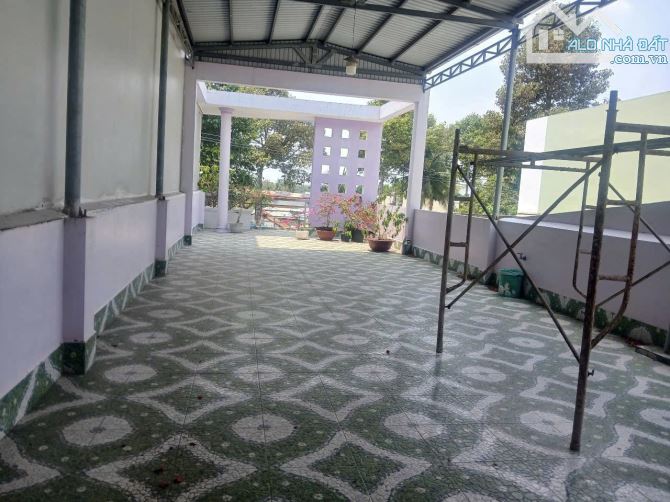Bán nhà 1 trệt 2 lầu mặt tiền đuờng Nguyễn Minh Đuờng,Đạo Thạnh tp Mỹ Tho - 2