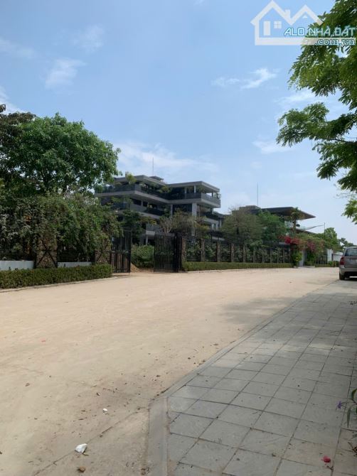 yên hà ,hải bối ,sát cầu thăng long, thành phố thông minh, ô tô ngủ trong đất , hơn 4 tỷ - 2