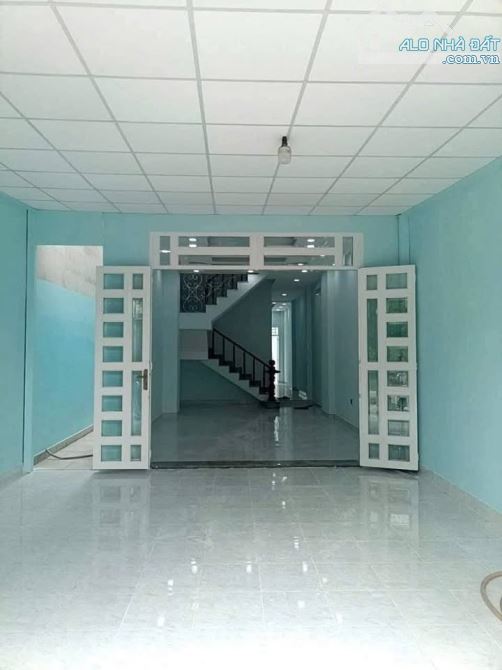 Mình cần bán gấp căn nhà mặt tiền đường nhựa Tân Hiệp Hóc Môn - 2