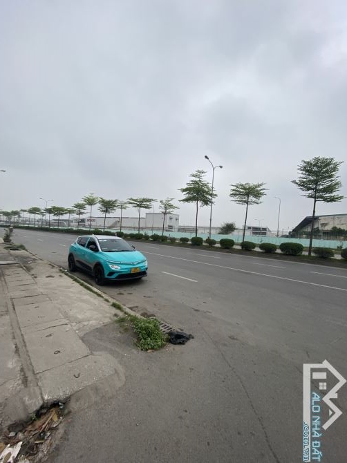 CẦN BÁN CĂN CHUNG CƯ 8 TẦNG KHU CÔNG NGHIỆP BẮC THĂNG LONG ĐÔNG ANH - 2