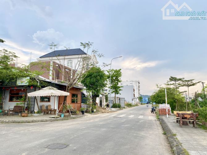Siêu Phẩm , 2 Mặt Tiền Trước Sau View Kênh Đông Nam Thuỷ An - 2