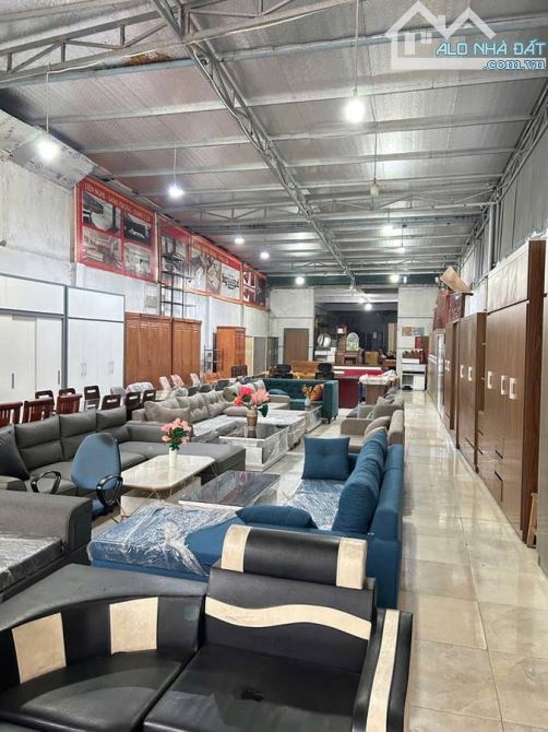Bán đất tặng nhà mặt phố Ngô Gia Tự 310m 2 tầng đang kinh doanh đồ gỗ nội thất hơn 40 tỷ - 2