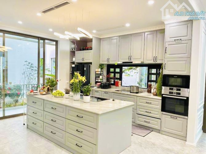 Vị trí đắc địa !Bán Biệt Thự Khai Sơn Hill 157,8m2 x 8m2 . Giá 56,5 Tỷ - 2