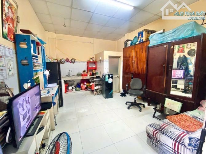 Bán nhà Gò Dầu, Tân Quý, Tân Phú, DT 19m2 - 4x5 - 2 tầng, Chỉ 1.99 tỷ thương lượng - 2