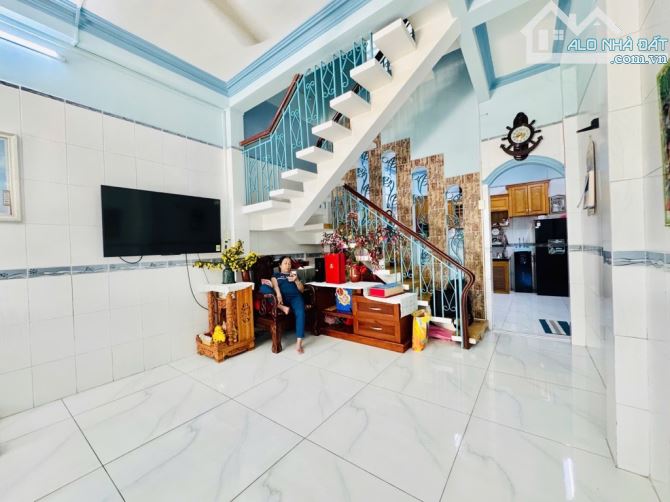 ✅🌹 SÁT QUẬN 10- NGAY CHỢ ÔNG ĐỊA- NHÀ 1 ĐỜI CHỦ CẦN BÁN GẤP 🌟🌟🌟 - 2