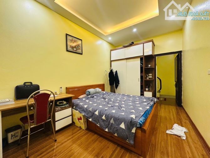Bán nhà Ô chợ Dừa, Ngõ To, Gần  Phố, Thông tứ phía: 30 m2 / 5 tầng / 3 ngủ / nhỉnh 6 tỷ. - 2