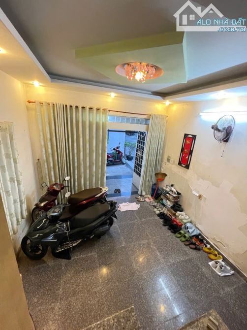 SIÊU PHẨM NHÀ CẤP 4 HXH SAU CHI CỤC THUẾ TP THỦ ĐỨC 67M2 GIÁ 4,X TỶ - 2