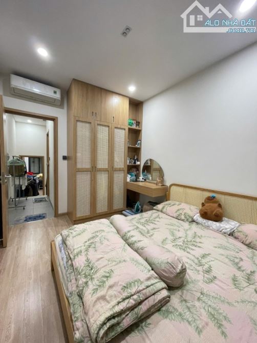 Nhà đẹp Phạm Văn Bạch, P15 Tân Bình. DT 52m2. 3 tầng BTCT. Ngang A4 nở hậu. Giá 5.15 tỷ TL - 2