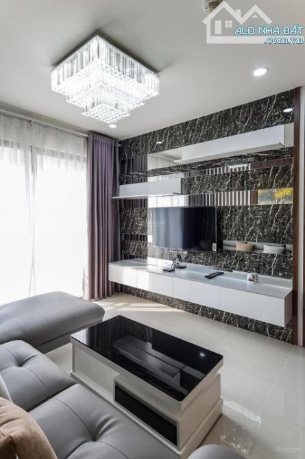 Bán nhanh căn hộ Saigon Royal- 80m2 , Full NT- Giá 6.4 tỷ- - 2