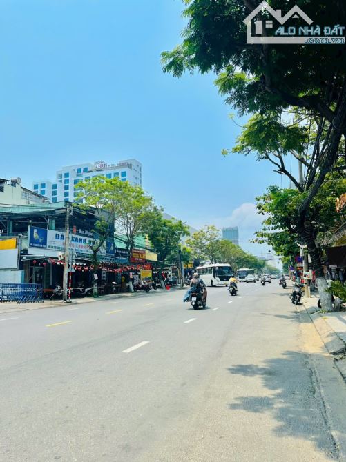 SIÊU PHẨM! Lô Đất Nguyễn Văn Thoại - 260m2 ngang 10m- Oto đậu 24/7 - Cách biển Mỹ Khê 100m - 2