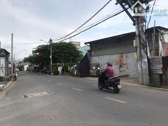 Nhỉnh 23tr/m2 Đất mặt tiền An Phú Đông. Vị trí đẹp gần QL1A giao thông thuận tiện. SHR ful - 2