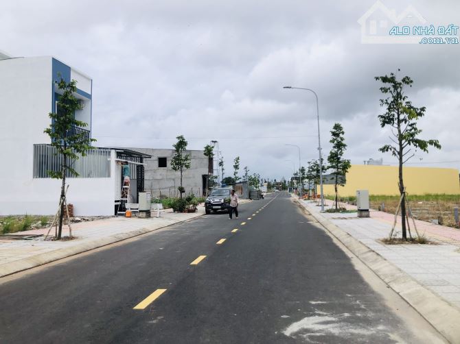 BÁN NỀN CÓ HẺM HÔNG 4M KDC P4 VỊ THANH HẬU GIANG - 2