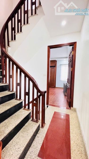 Hàng xóm Linh Đàm,ô tô ngủ trong nhà 45m,sổ nở hậu 9,86 tỷ có th/lượng - 2