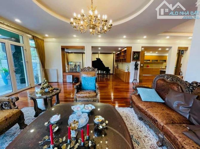 BÁN NHÀ RIÊNG PHỐ XÃ ĐÀN - LÔ GÓC - 4 Ô TRÁNH - VỈA HÈ - KINH DOANH - 200M2 CHỈ 57 TỶ - 2