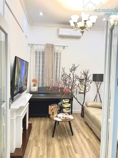 Nhà đẹp Vân Canh 35m2- 5T 4 ngủ, ô tô đỗ, NT đẹp ở ngay, giá 4.tỷ 95 - 2